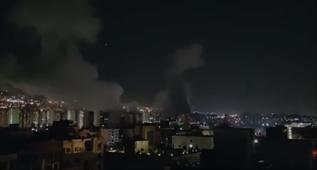 Jornalista Sulaiman Ahmed postou vídeo do bombardeio em sua conta no X, que é seguida por mais de 637 mil pessoas
