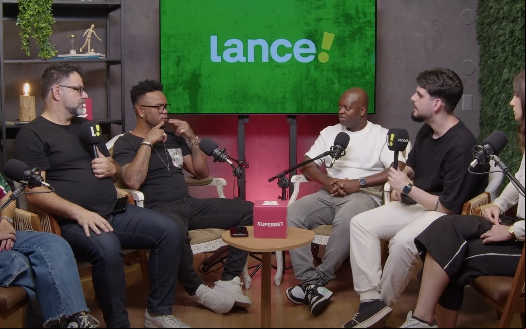Zé Roberto e Carlos Alberto participaram do novo episódio de "A Coletiva" com a reportagem do Lance! (Foto: Reprodução)